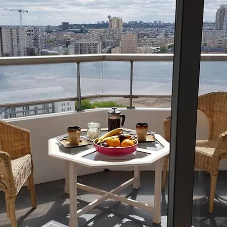 Apartment Beau Studio Renove 30m2 Balcon Vue Paris+parking *